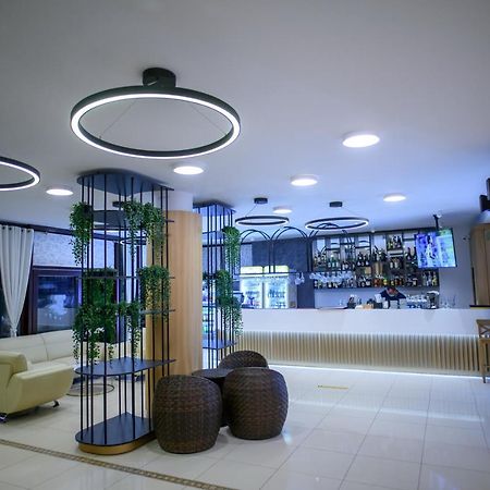 Hotel Tomis Mamaia Luaran gambar