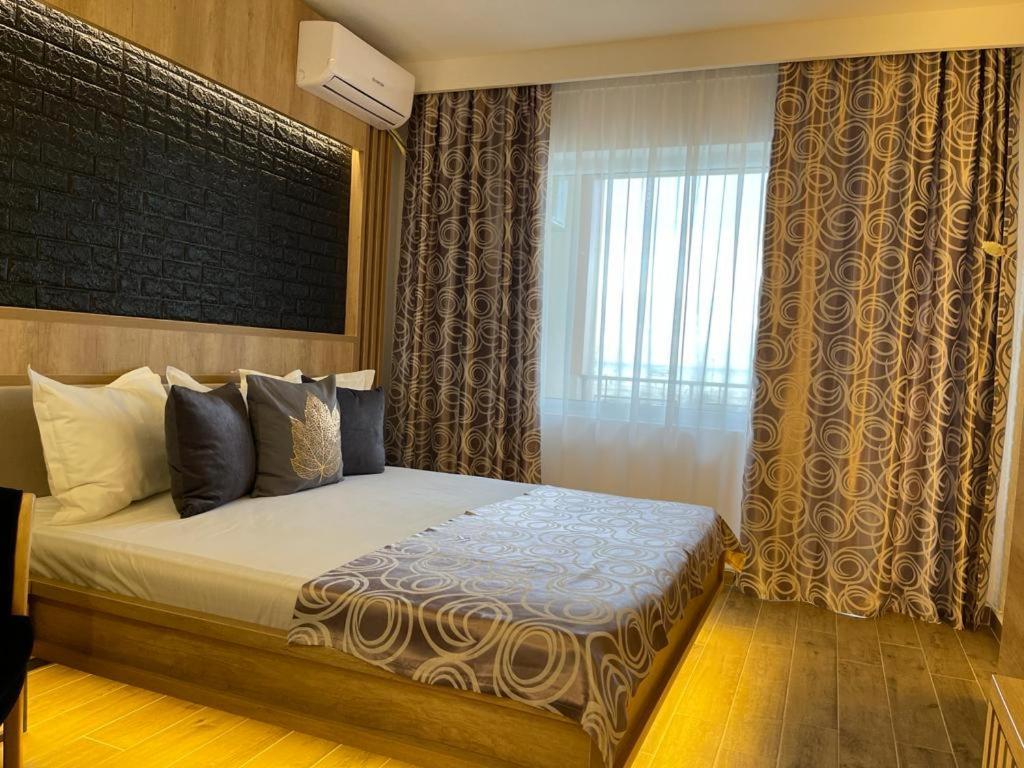 Hotel Tomis Mamaia Luaran gambar