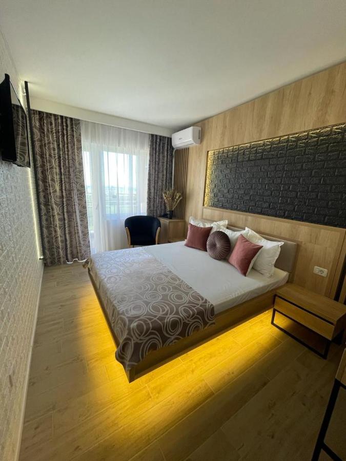 Hotel Tomis Mamaia Luaran gambar