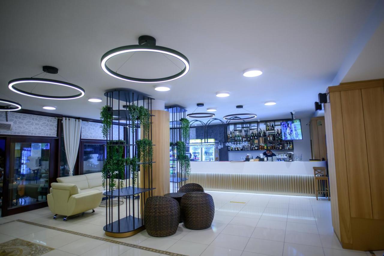 Hotel Tomis Mamaia Luaran gambar