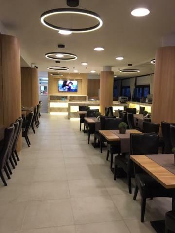 Hotel Tomis Mamaia Luaran gambar